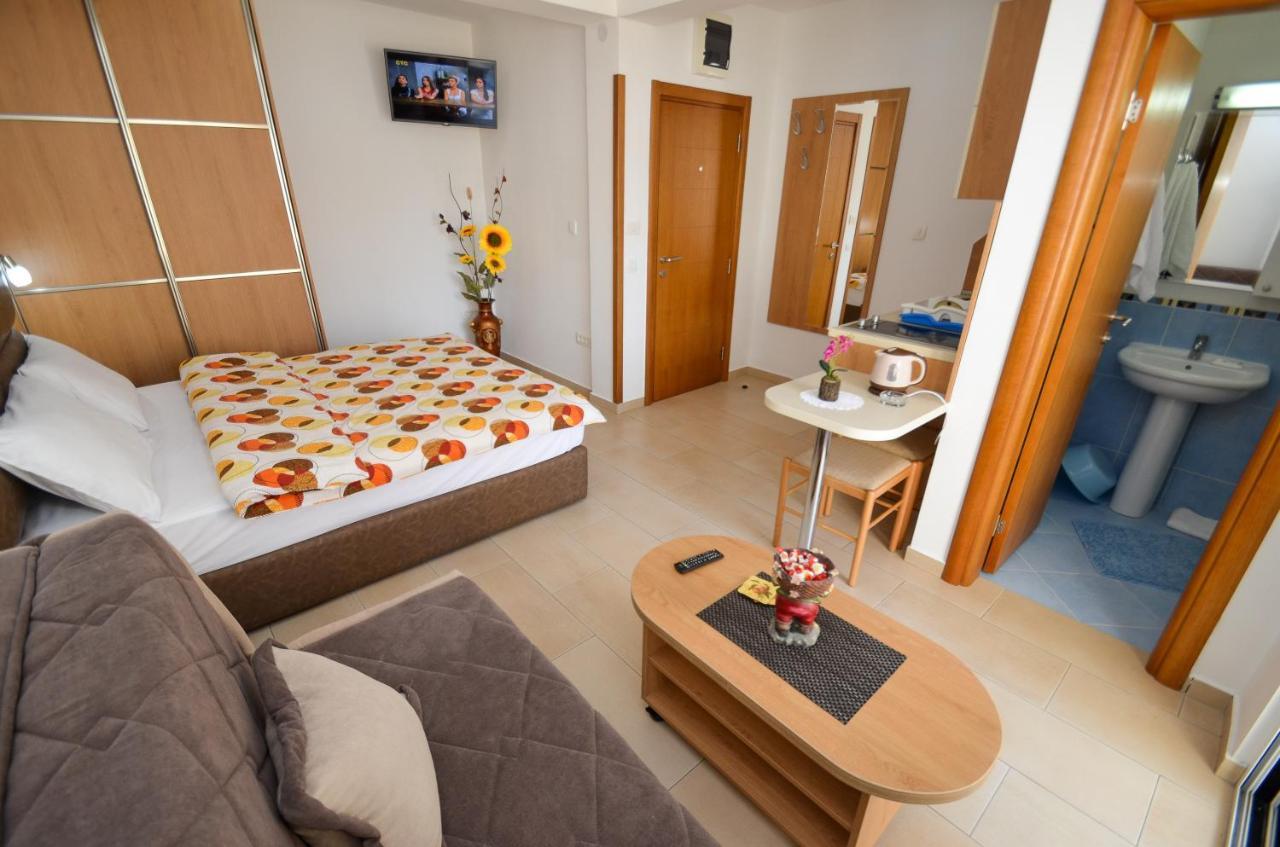 Apartments Ivanovic Будва Экстерьер фото